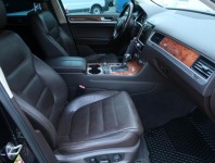 Volkswagen Touareg  3.0 TDI 