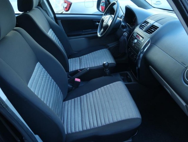 Suzuki SX4  1.6 VVT GL/AC