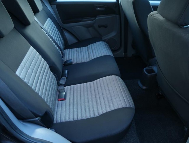 Suzuki SX4  1.6 VVT GL/AC