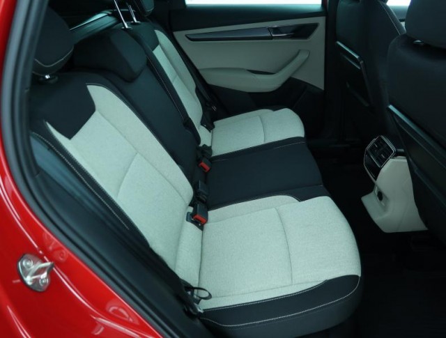 Škoda Karoq  1.5 TSI Style