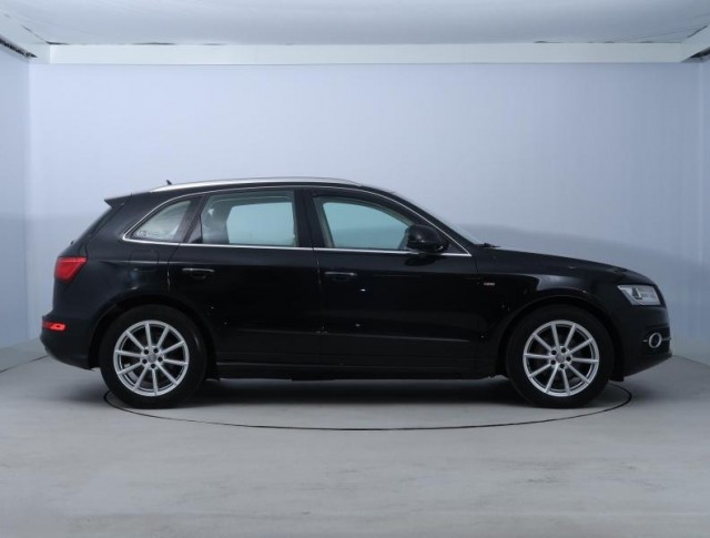 Audi Q5  2.0 TDI 