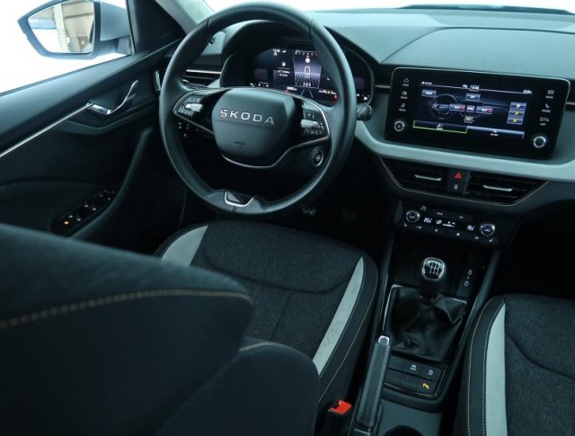 Škoda Kamiq  1.0 TSI Top Selection