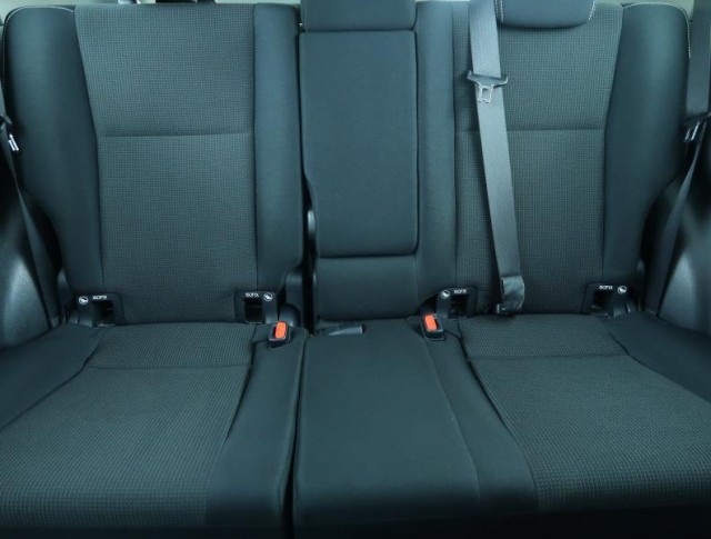 Toyota RAV 4  2.0 D-4D Active