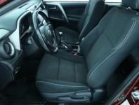 Toyota RAV 4  2.0 D-4D Active