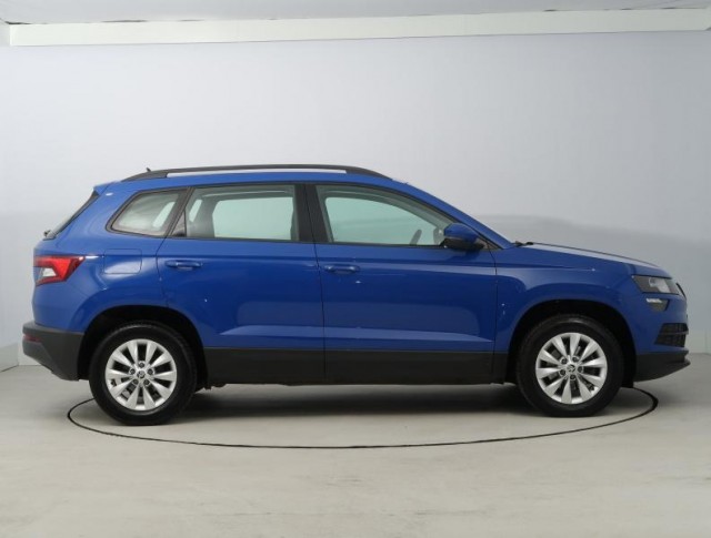 Škoda Karoq  1.0 TSI Ambition