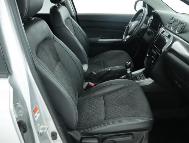 Suzuki Vitara  1.4 BoosterJet Elegance