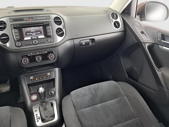 Volkswagen Tiguan  2.0 TDI 