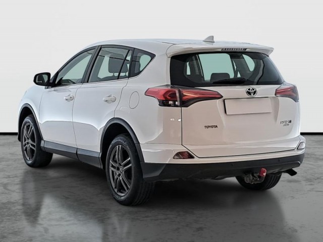 Toyota RAV 4  2.0 VVT-i Active