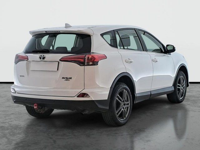 Toyota RAV 4  2.0 VVT-i Active