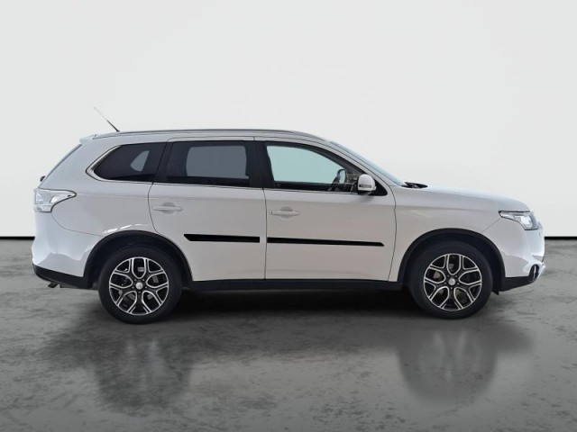 Mitsubishi Outlander  2.2 DI-D 