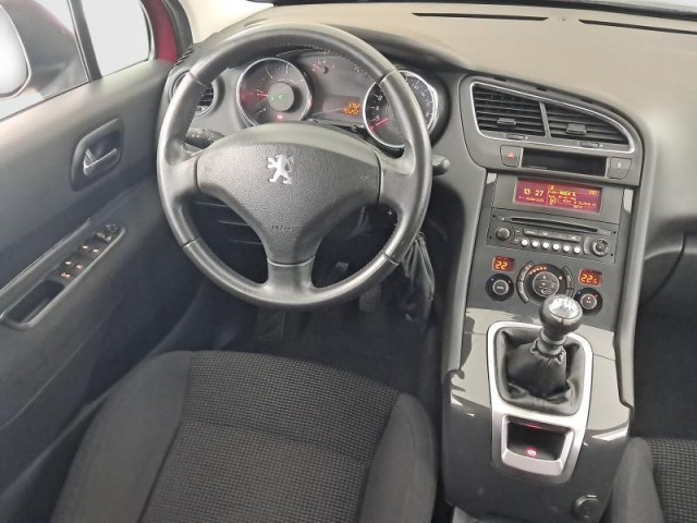 Peugeot 5008  1.6 HDi 