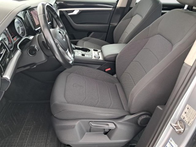 Volkswagen Touareg  3.0 TDI 
