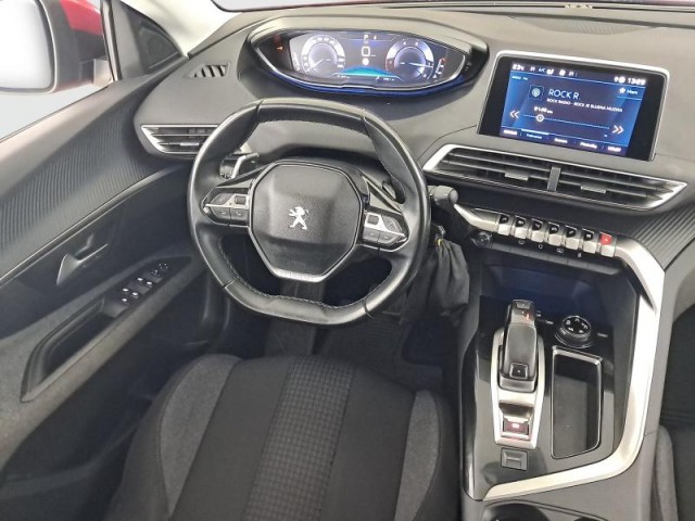 Peugeot 3008  1.5 BlueHDi 