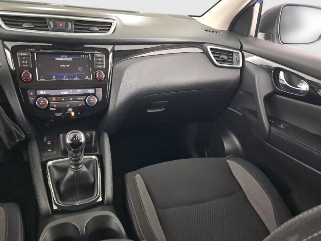 Nissan Qashqai  1.3 DIG-T 