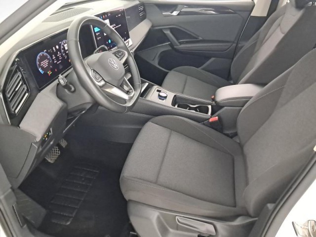 Volkswagen Tiguan  1.5 eTSI 