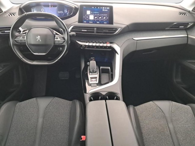 Peugeot 5008  PureTech 180 