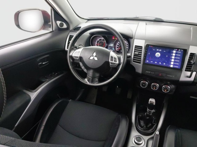 Mitsubishi Outlander  2.2 DI-D 
