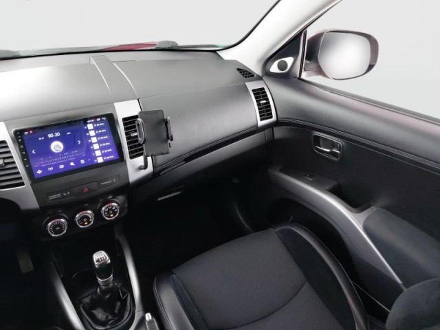 Mitsubishi Outlander  2.2 DI-D 