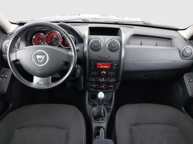 Dacia Duster  1.6 16V 