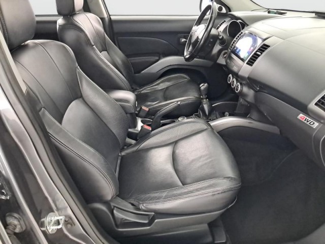 Mitsubishi Outlander  2.0 DI-D 