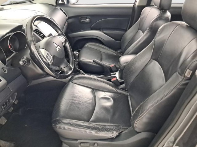 Mitsubishi Outlander  2.0 DI-D 