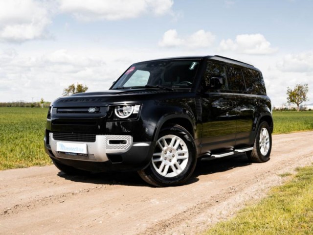 Land Rover Defender  P400 AWD 