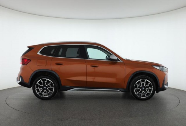 BMW X1  sDrive18i xLine