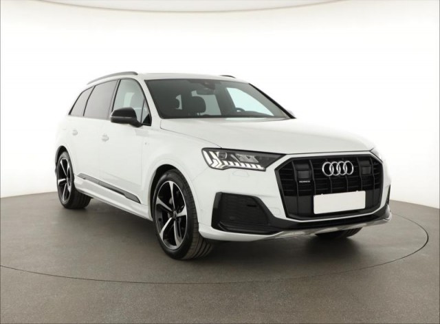 Audi Q7  50 TDI S-line