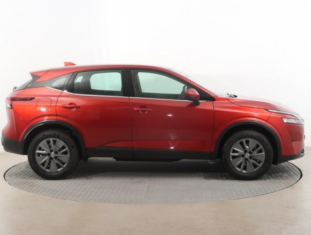 Nissan Qashqai  1.3 DIG-T 