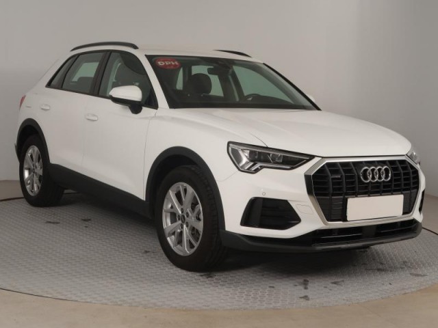 Audi Q3  40 TFSI 