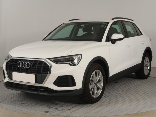 Audi Q3  40 TFSI 