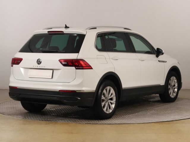 Volkswagen Tiguan  1.5 TSI Life