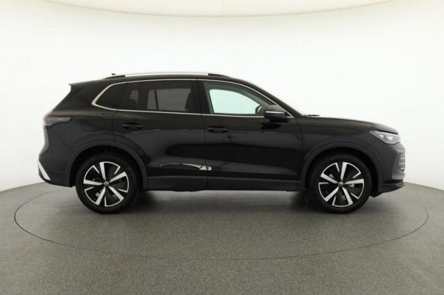 Volkswagen Tiguan  1.5 TSI 