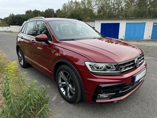 Volkswagen Tiguan Highline + R-Line TSI 4x4 DSG