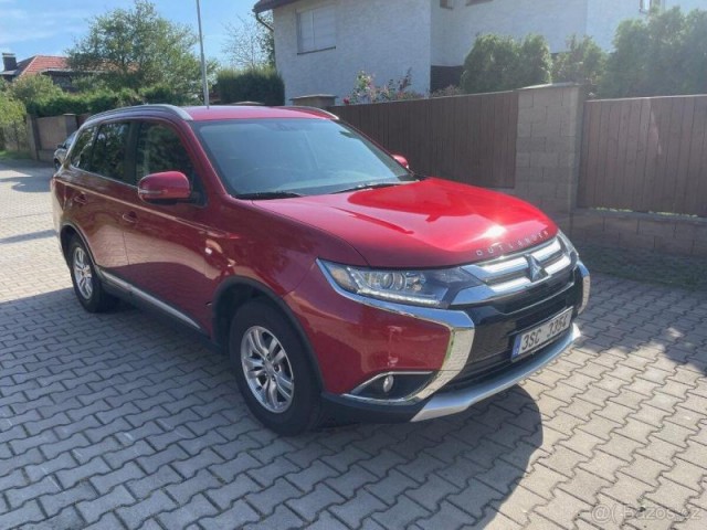 Mitsubishi Outlander 2,0   benzín, serviska