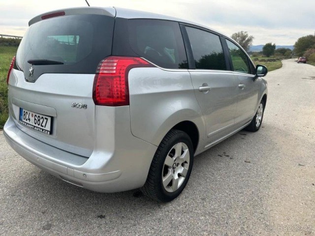 Peugeot 5008 1,6   HDI 88KW 2016, 7 míst