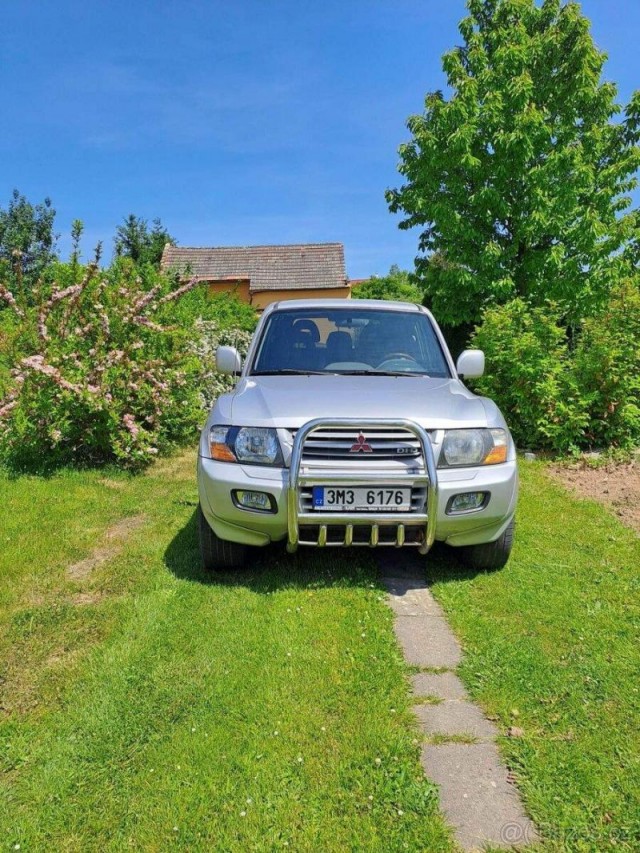 Mitsubishi Pajero 3,2   Prodám Mitsubishi Pajero