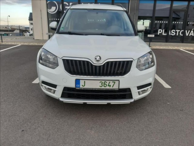 Škoda Yeti 2,0   Škoda Yeti