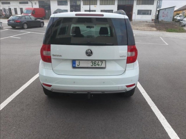 Škoda Yeti 2,0   Škoda Yeti