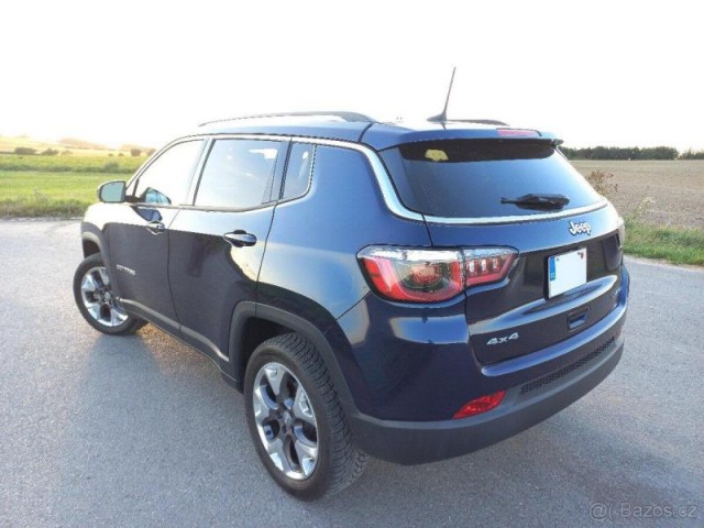 Jeep Compass 2,4   Jeep Compass / MultiAir