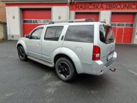 Nissan Pathfinder 2,5   Nissan Pathfinder DCi, 1