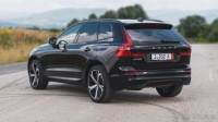 Volvo XC60 2,0 B4 FWD diesel Plus Dark Au