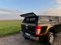 Ford Ranger 2,0   LIMITED hardtop tovární