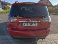 Mitsubishi Outlander 2,0   Di-D,4x4,Aut.,Kůže,7míst