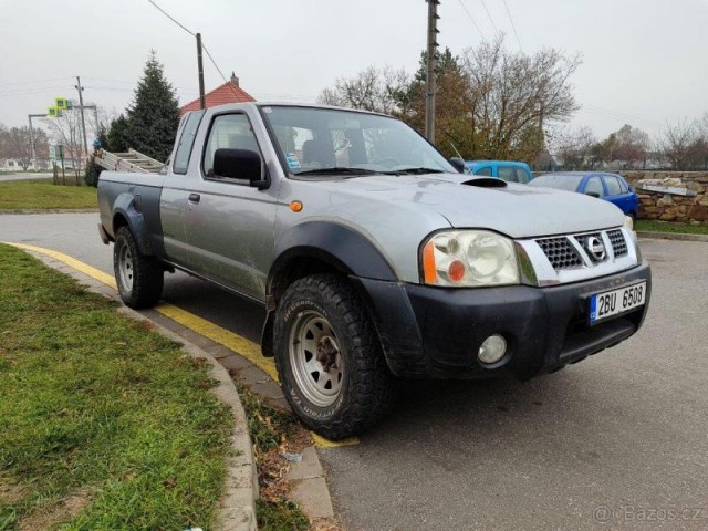 Nissan Navara 2,5   (4x4) - King Cab - 98kw