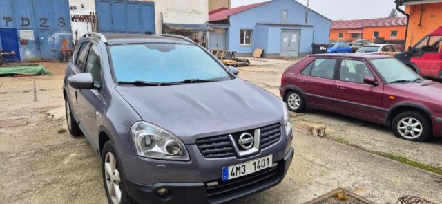 Nissan Qashqai +2 dCi 4WD LWB