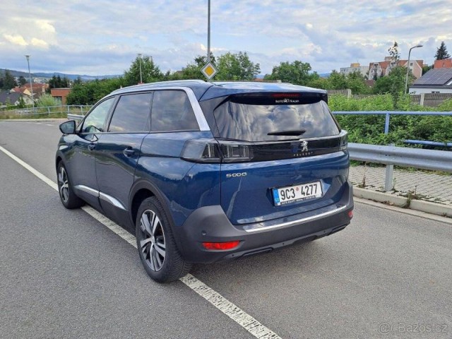 Peugeot 5008 1,5   r.v. 2021