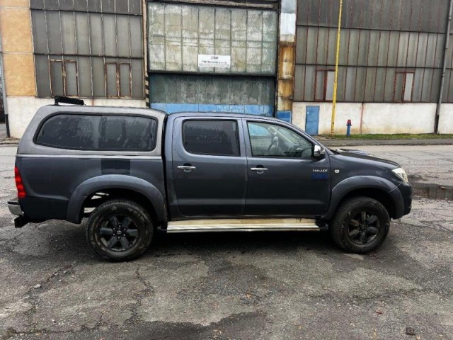 Toyota Hilux 3,0