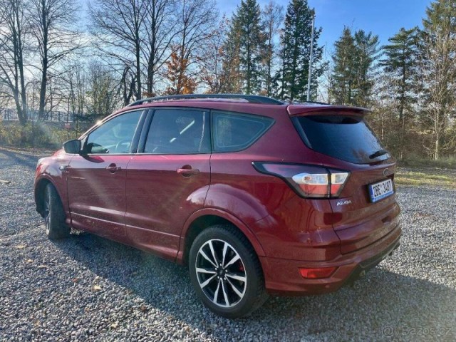 Ford Kuga 2,0   ST LINE PLUS 4x4