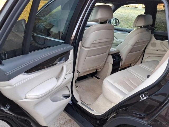 BMW X5 3,0   xDrive 40d, nové v ČR